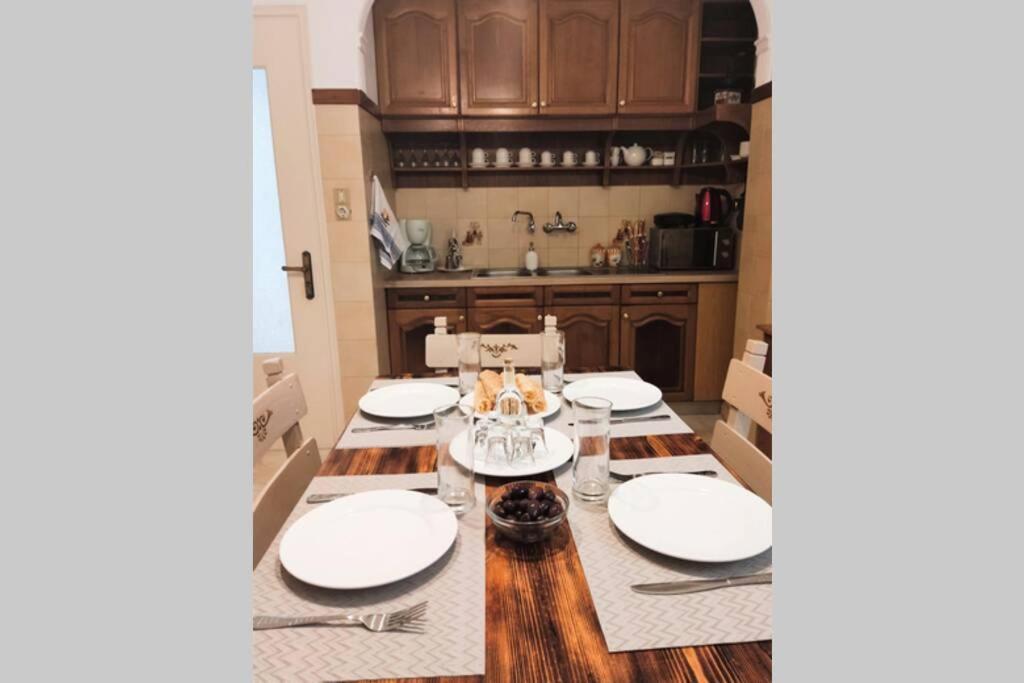 Apartment 95 M2, Center Of Sitia, Wifi, 350M Beach Экстерьер фото